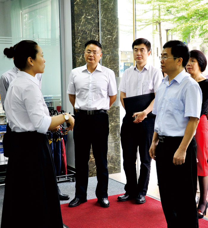 省府办公厅政务信息处处长来来访